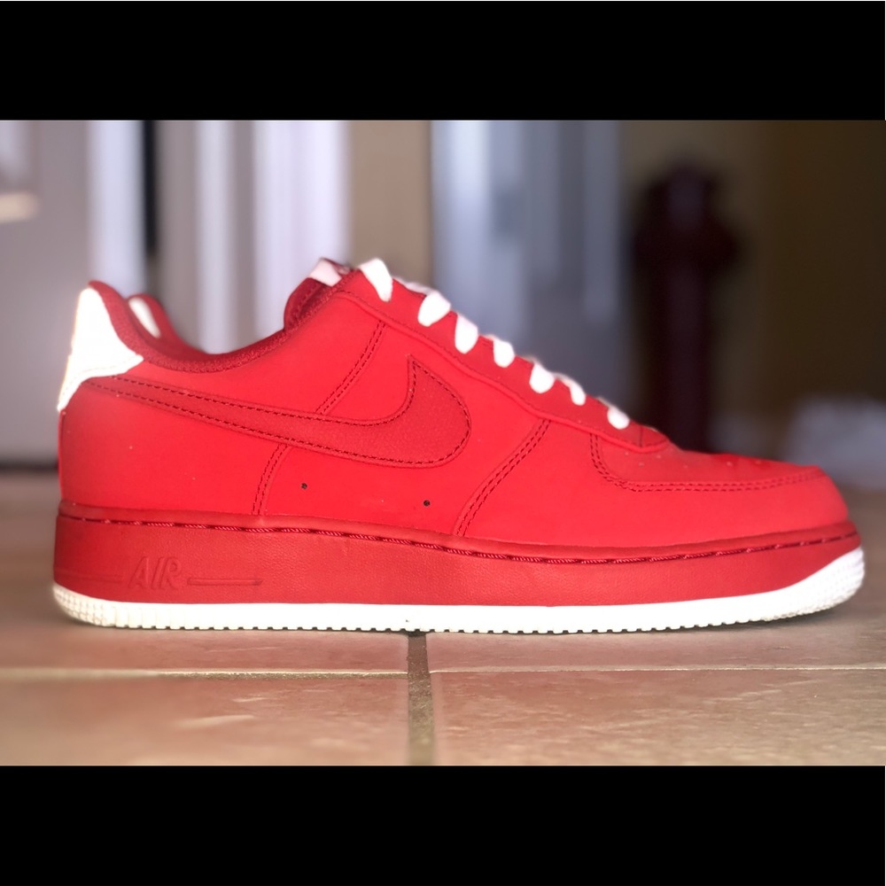Nike Air Force 1